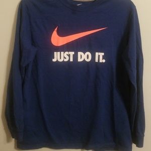 Nike boys xl long tee